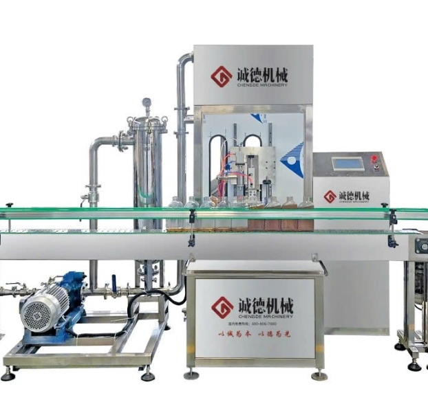 Máy chiết rót đơn với bơm servo